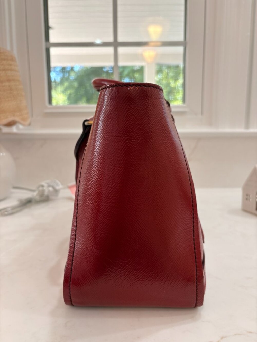 Burberry Somerfeld Convertible Tote - Saffiano Patent Leather - Picture 2 of 16